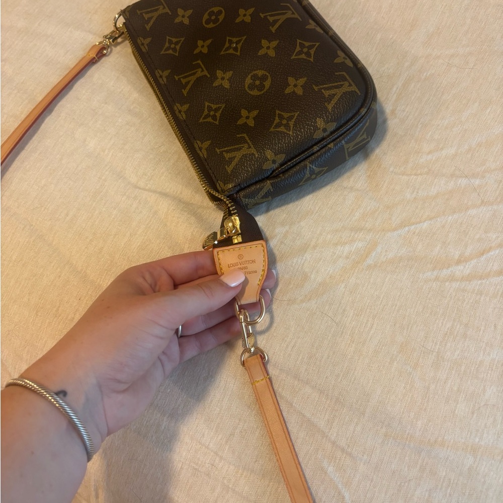 Brown Crossbody Bag - Picture 11 of 13